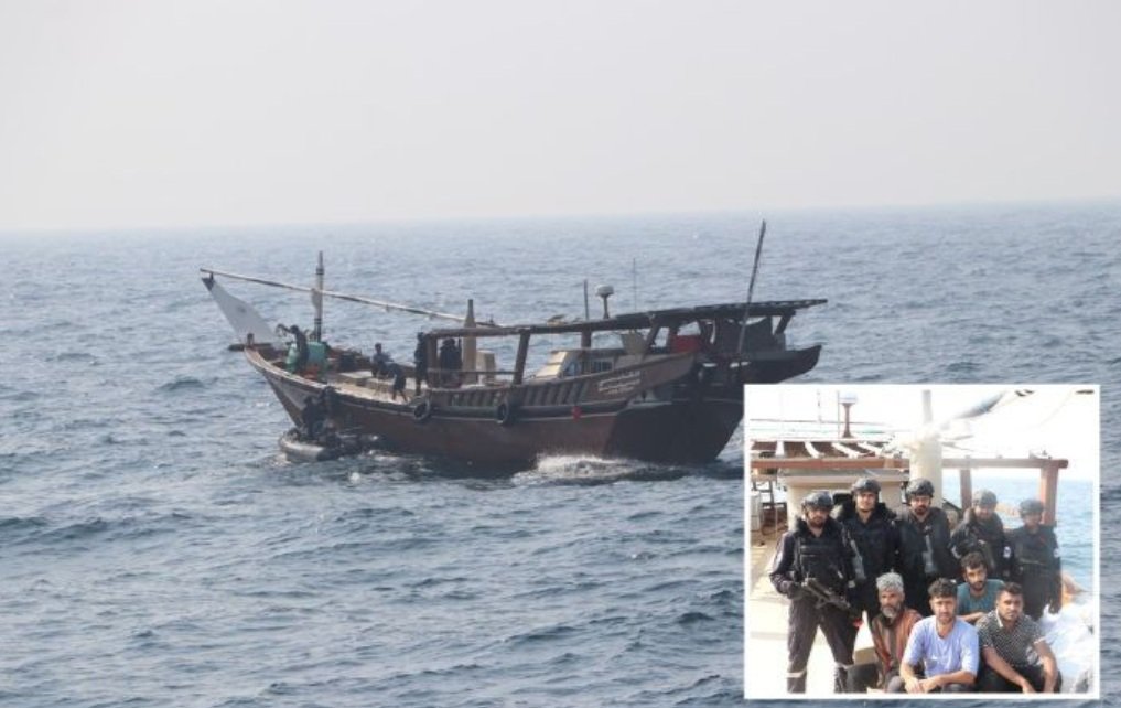 Dwarka Sea Seizure Iranian Boat Caught with ₹5 Crore Foreign Cigarettes